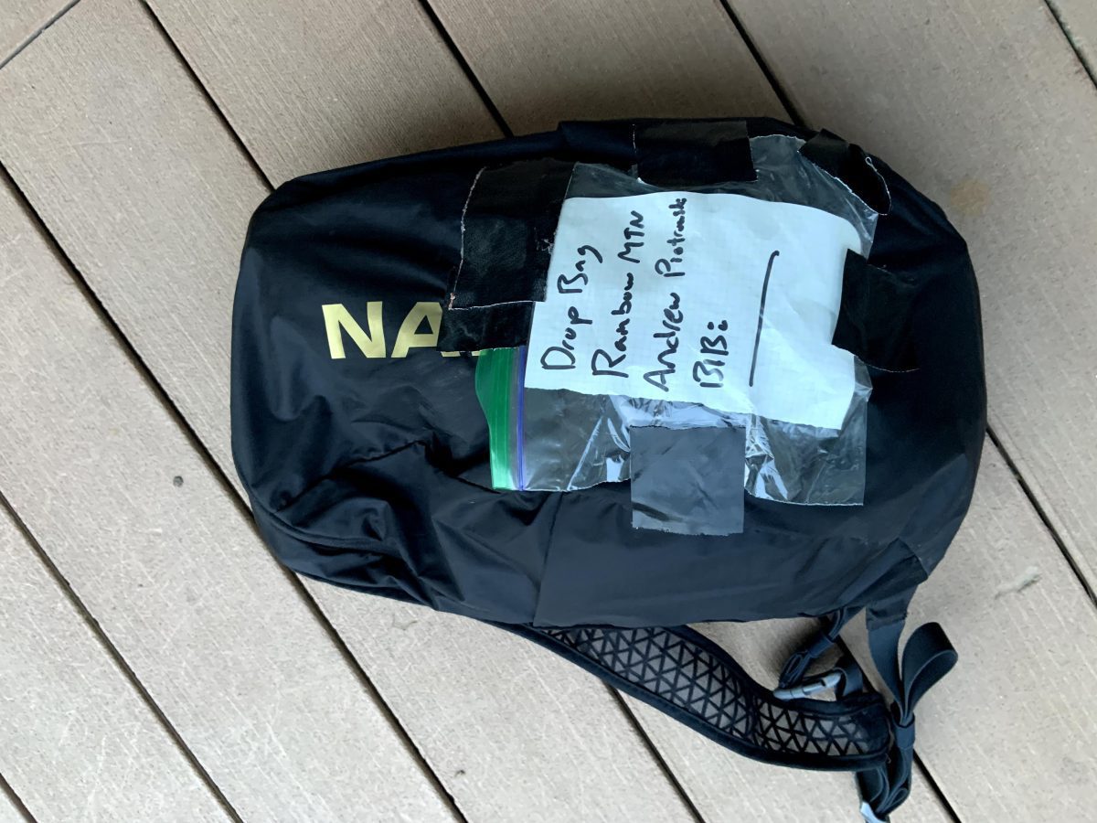 Nathan Sports Runlite Pack – 10 Liters of Adventure Capacity