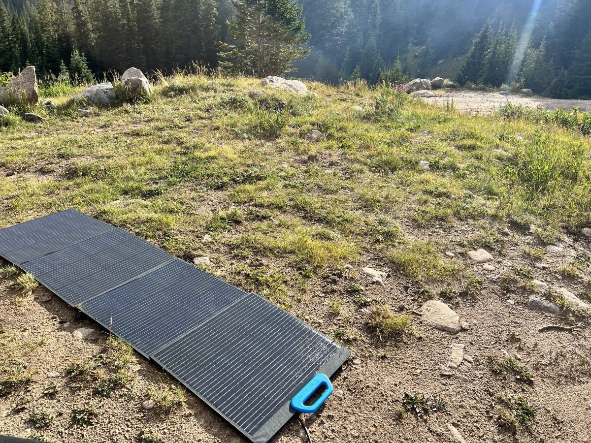 Bluetti AC60 vs. Bluetti EB3A Power Station: Small but Helpful Power Stations