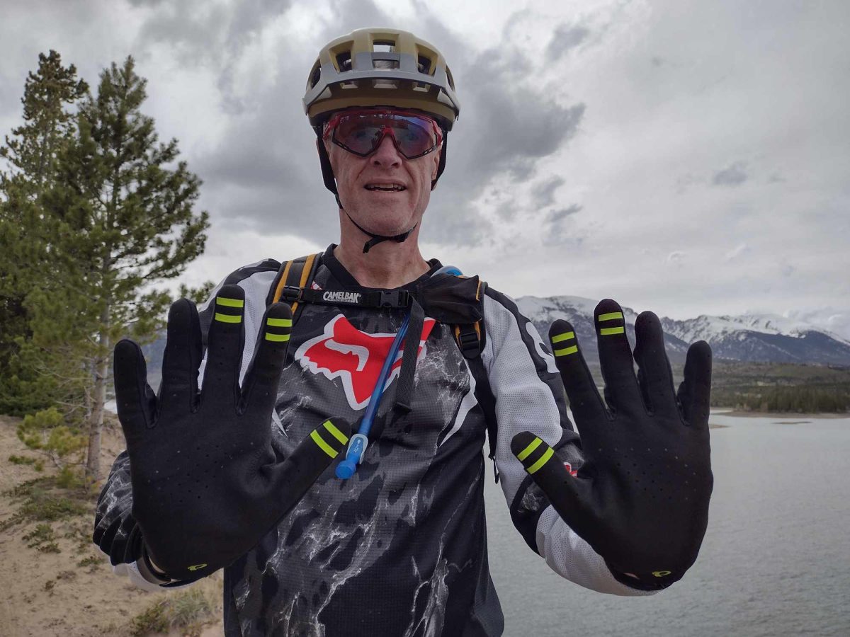 PEARL iZUMi Summit Pro Glove Review