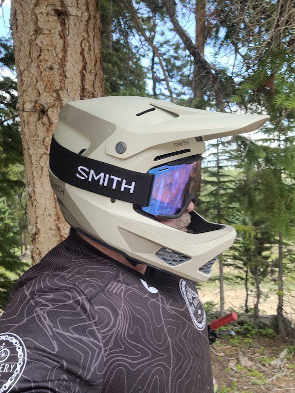 Smith Hardline Composite Downhill Helmet Review