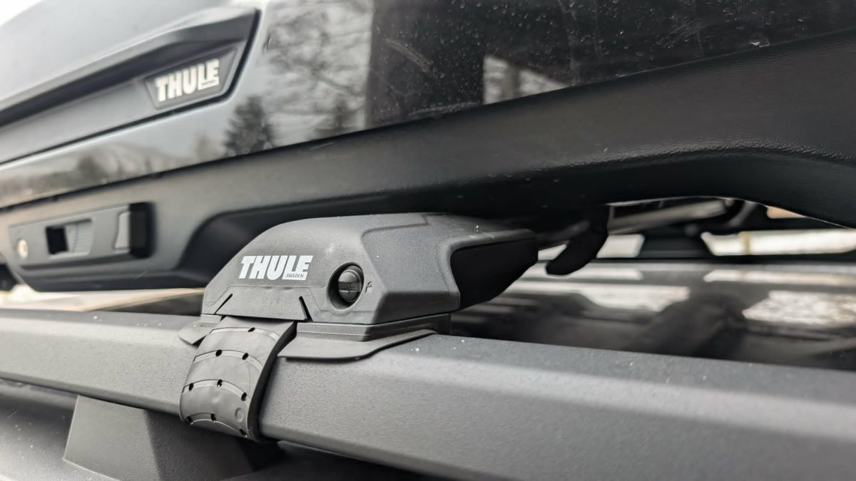 Thule WingBar Edge Roof Rack System